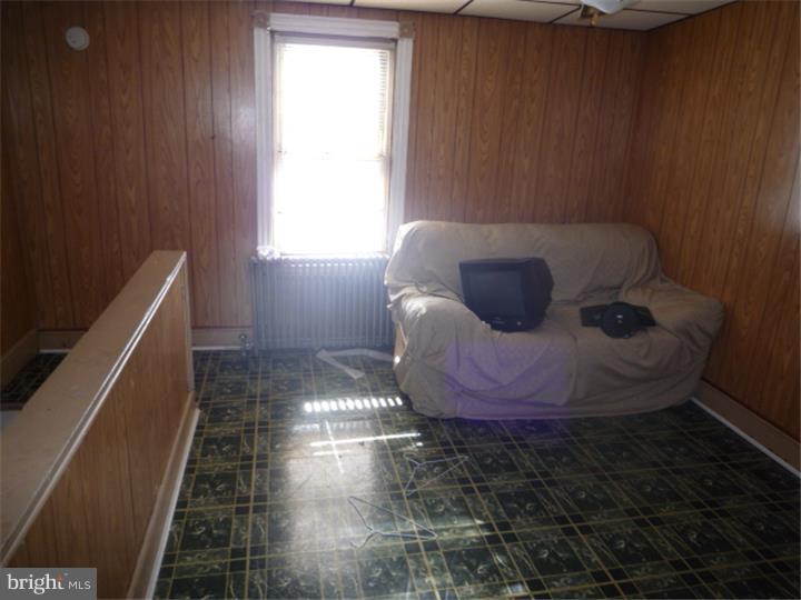 1254 Spring Street Reading, PA 19604 - Photo 12 of 17 Gallery Image 12