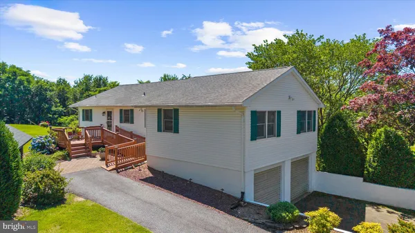 $419,900 | 224 Tockwogh Drive, Earleville, MD 21919