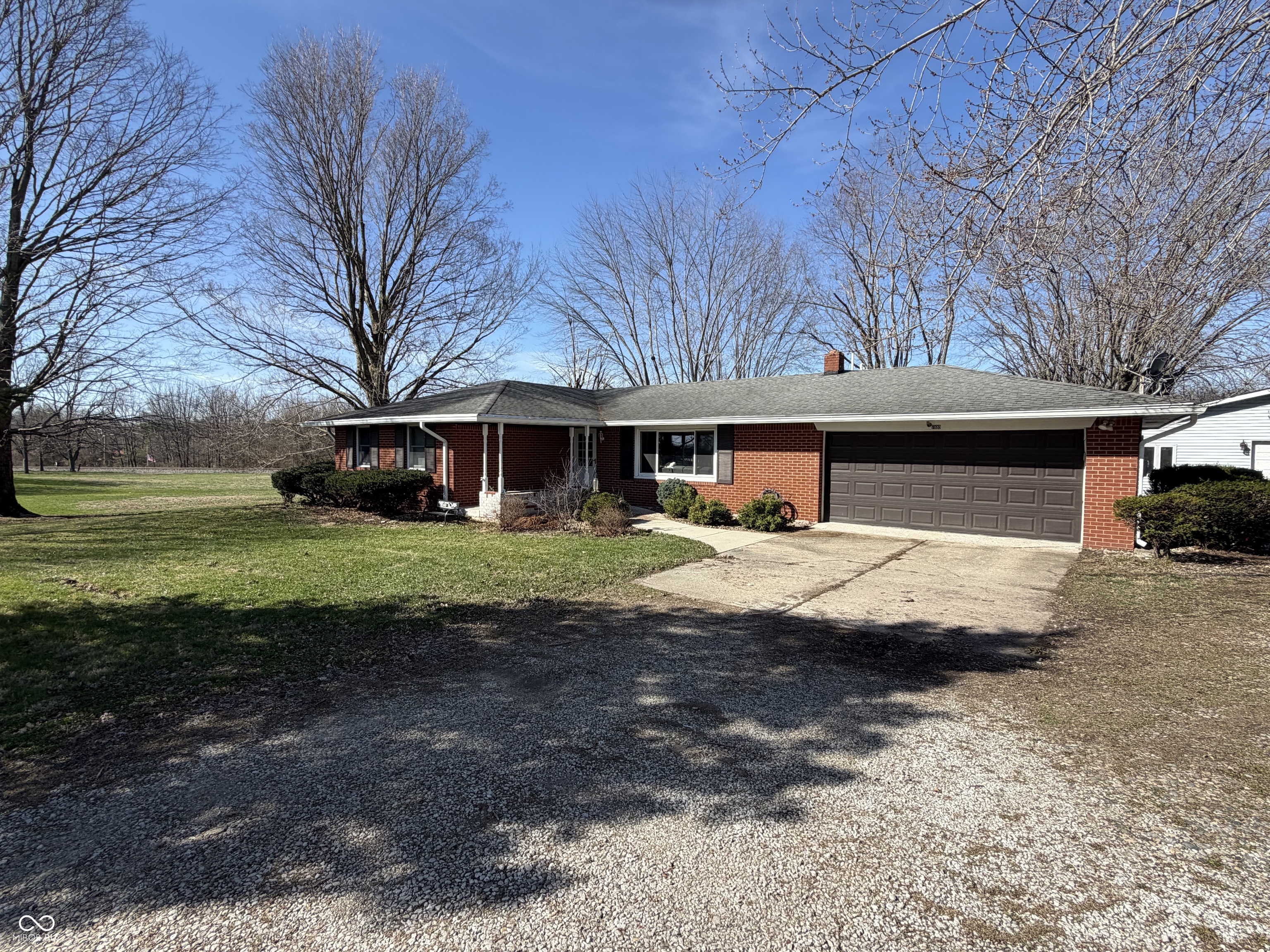 7889 South Ladoga Road Ladoga, IN 47954 - Photo 2 of 22