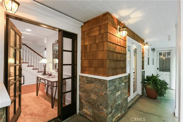 $2,400,000 | 516 Poinsettia Avenue, Unit B, Corona del Mar, CA 92625