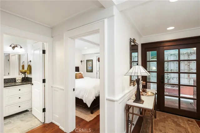 $2,400,000 | 516 Poinsettia Avenue, Unit B, Corona del Mar, CA 92625