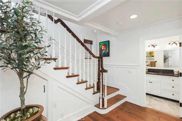 $2,400,000 | 516 Poinsettia Avenue, Unit B, Corona del Mar, CA 92625