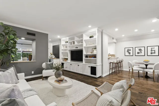 $2,235,000 | 830 17th Street, Unit 2, Santa Monica, CA 90403