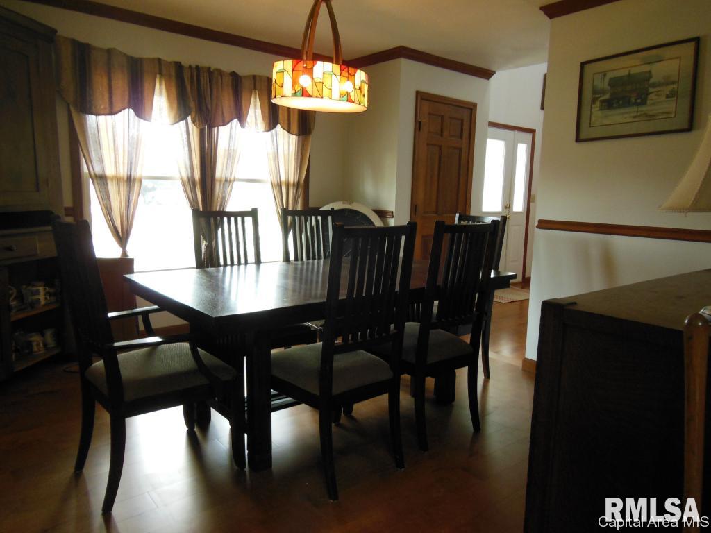 2701 Meadow Pointe Drive Springfield, IL 62702 - Photo 4 of 13