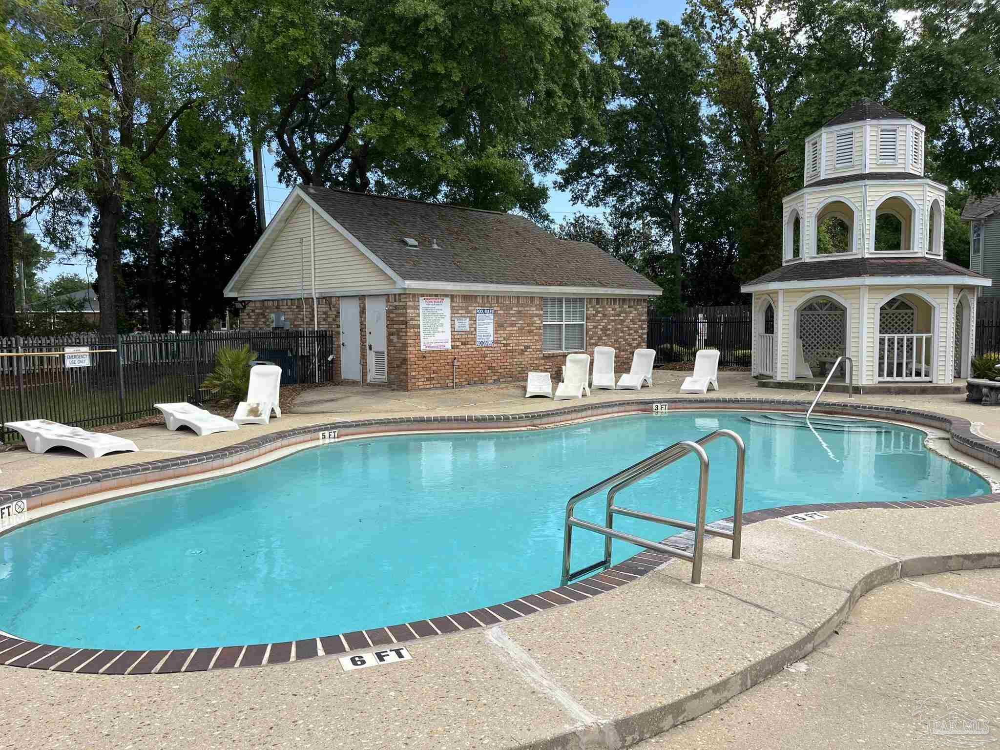 501 East Burgess Road, Unit C2 Pensacola, FL 32504 - Photo 35 of 39