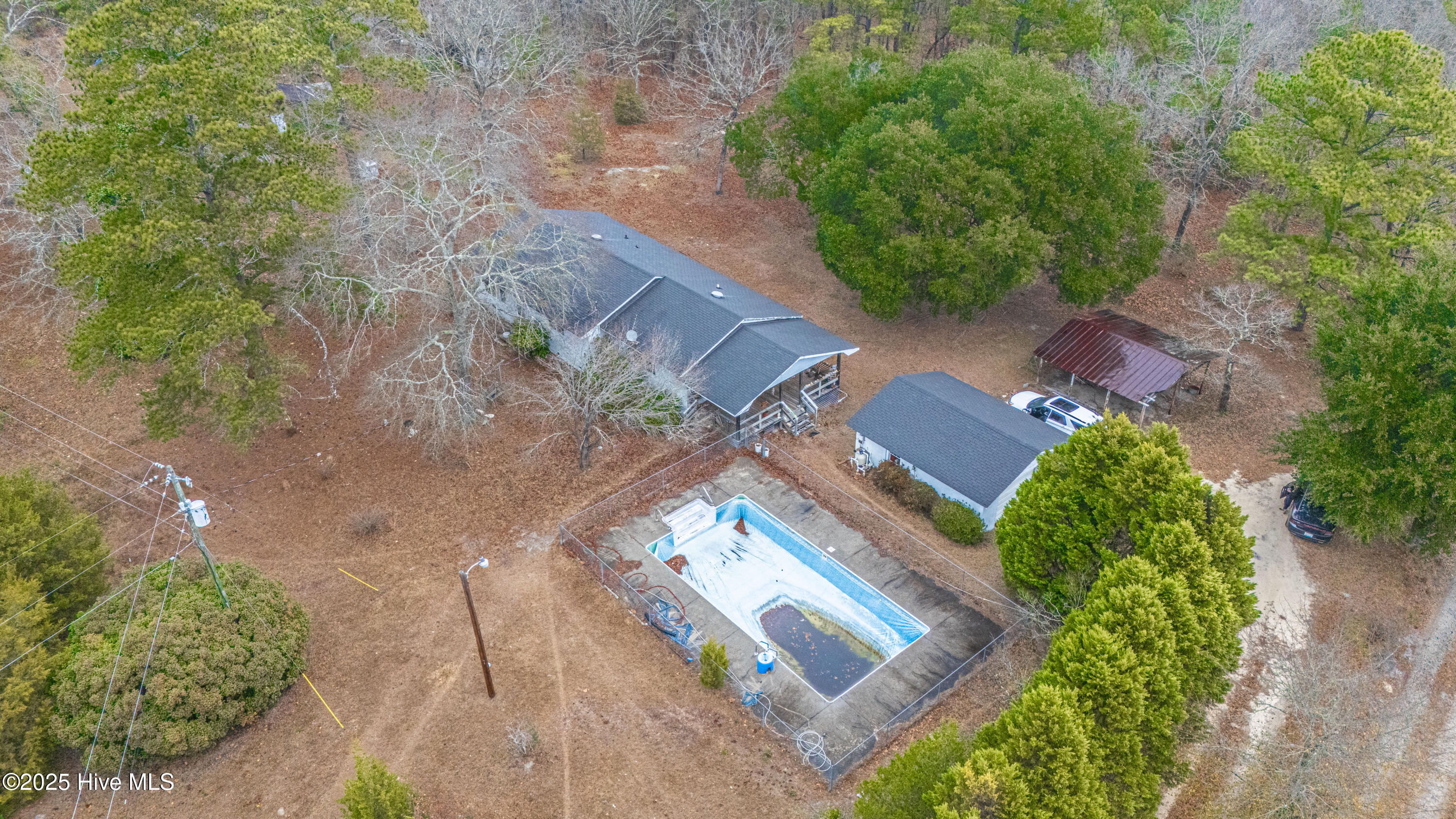 191 Wildwood Road Rockingham, NC 28379 - Photo 8 of 38 DJI_20251218151326_0012_D
