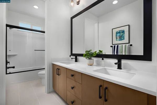 $819,000 | 3624 Darnoch Avenue, Lathrop, CA 95330