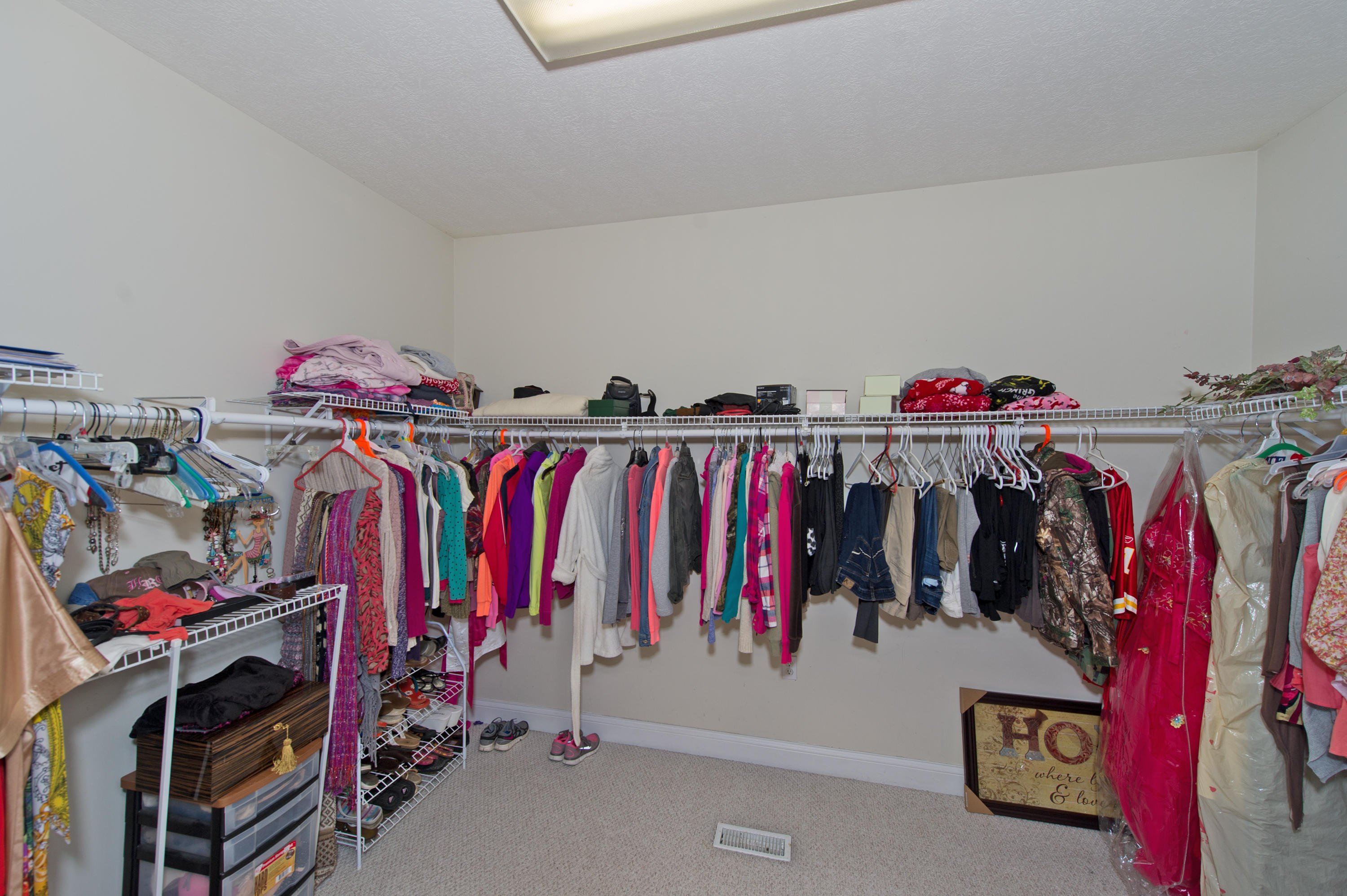903 Riverbend Road Clinton, TN 37716 - Photo 17 of 35 MBR Closet