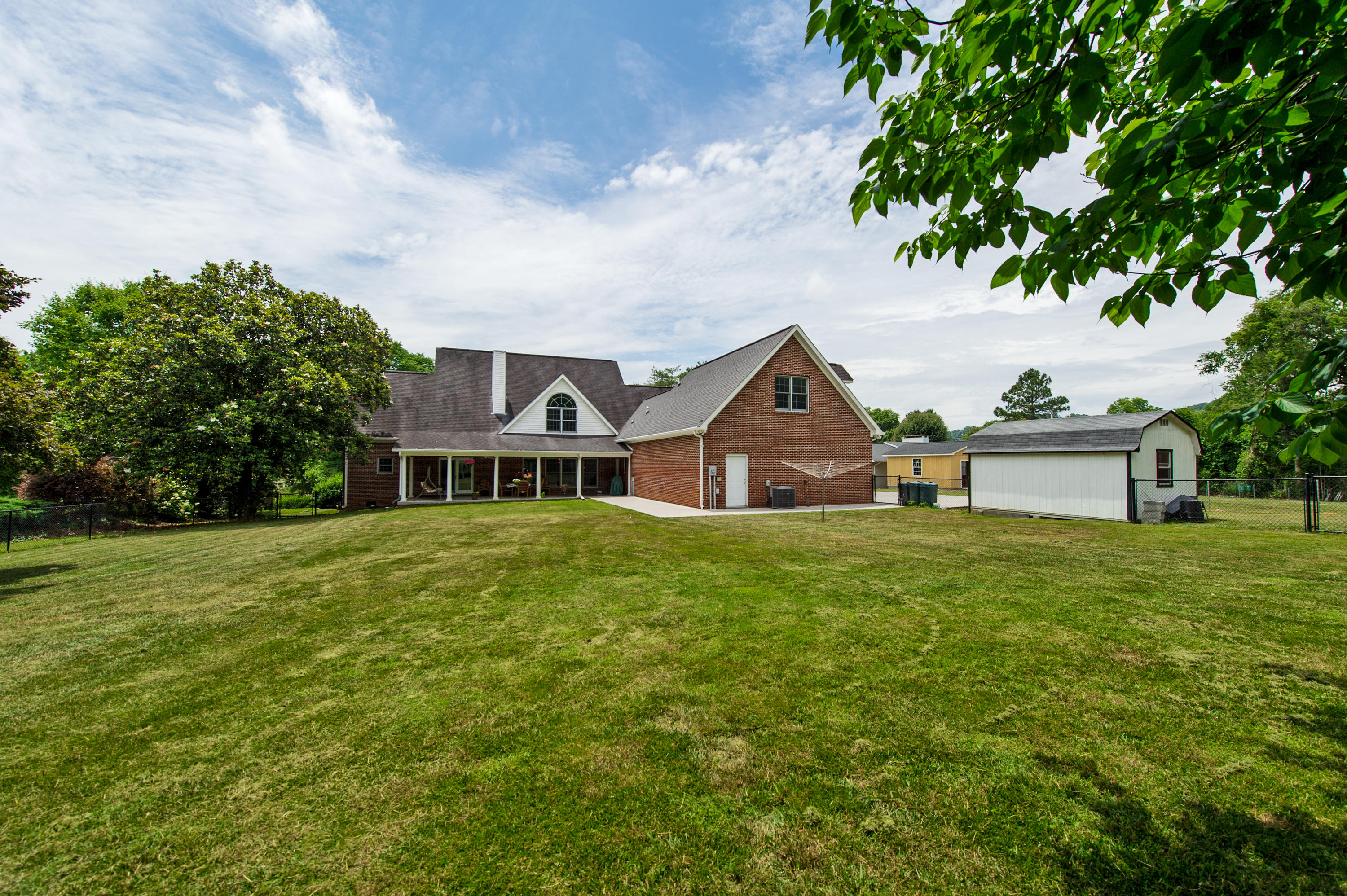 903 Riverbend Road Clinton, TN 37716 - Photo 27 of 35 BACK Yd