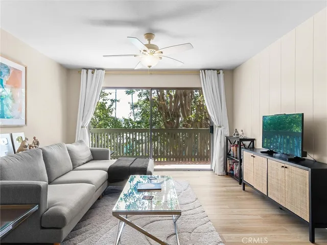 $449,999 | 576 North Bellflower Boulevard, Unit 209, Long Beach, CA 90814