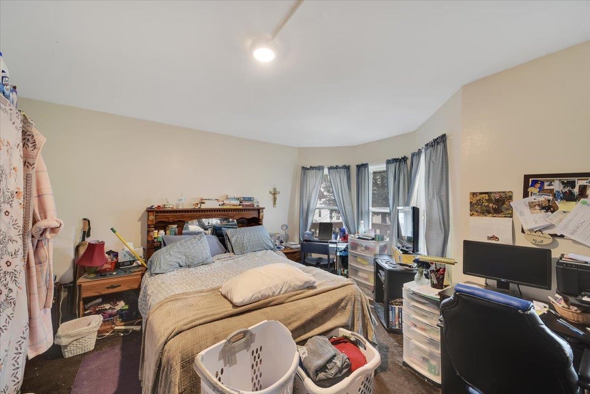 51 Intervale Avenue Burlington, VT 05401 - Photo 18 of 40