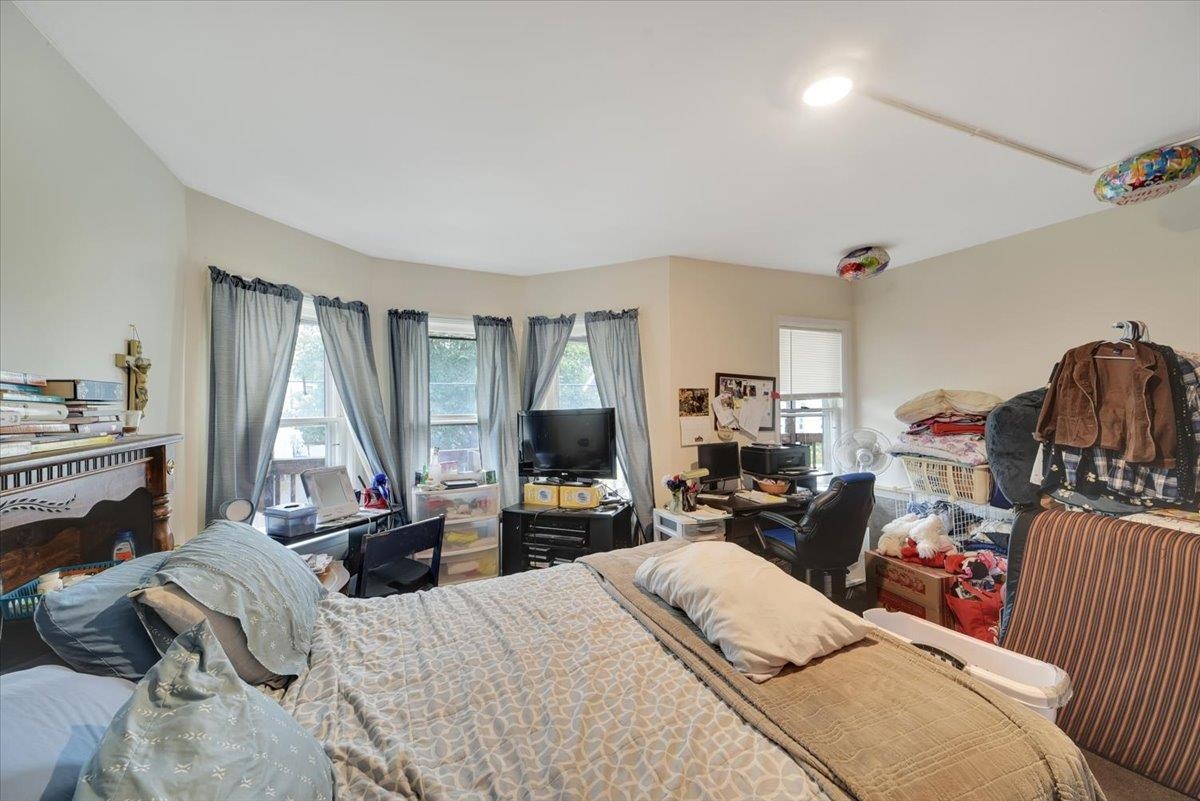 51 Intervale Avenue Burlington, VT 05401 - Photo 19 of 40