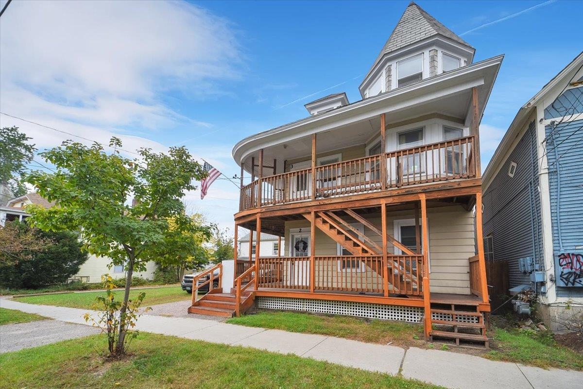 51 Intervale Avenue Burlington, VT 05401 - Photo 2 of 40