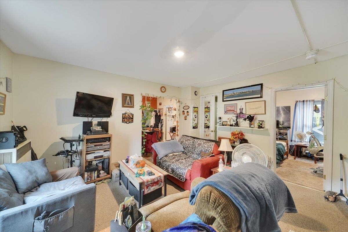 51 Intervale Avenue Burlington, VT 05401 - Photo 10 of 40