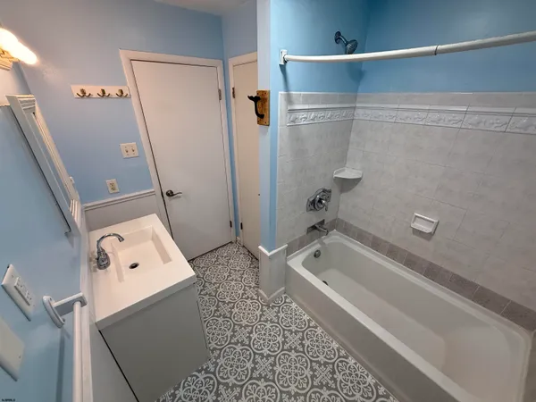 $3,400 | 230 Bethel Road, Somers Point, NJ 08244