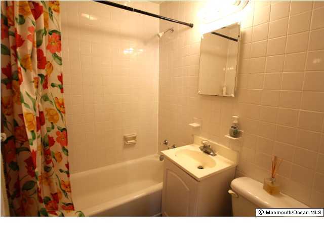 303 Durand Road Neptune Township, NJ 07753 - Photo 9 of 18 Additional Photo