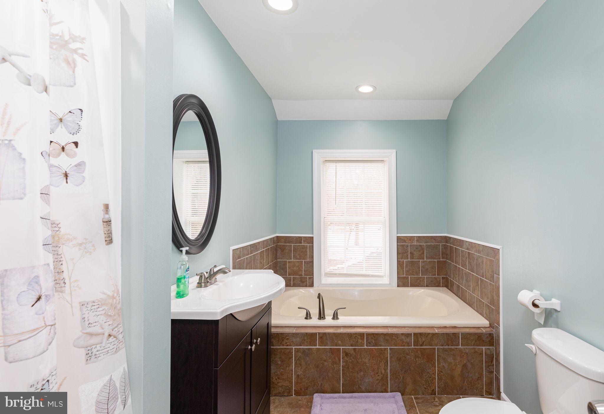 150 Hopewell Road Rising Sun, MD 21911 - Photo 26 of 40 2nd floor full bath