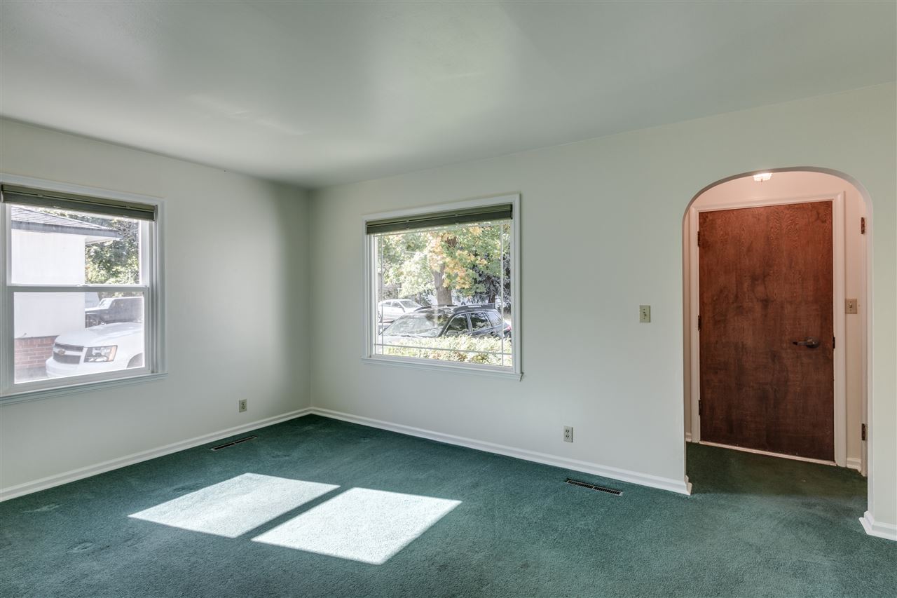 3222 North Dick Road Spokane Valley, WA 99212 - Photo 4 of 31