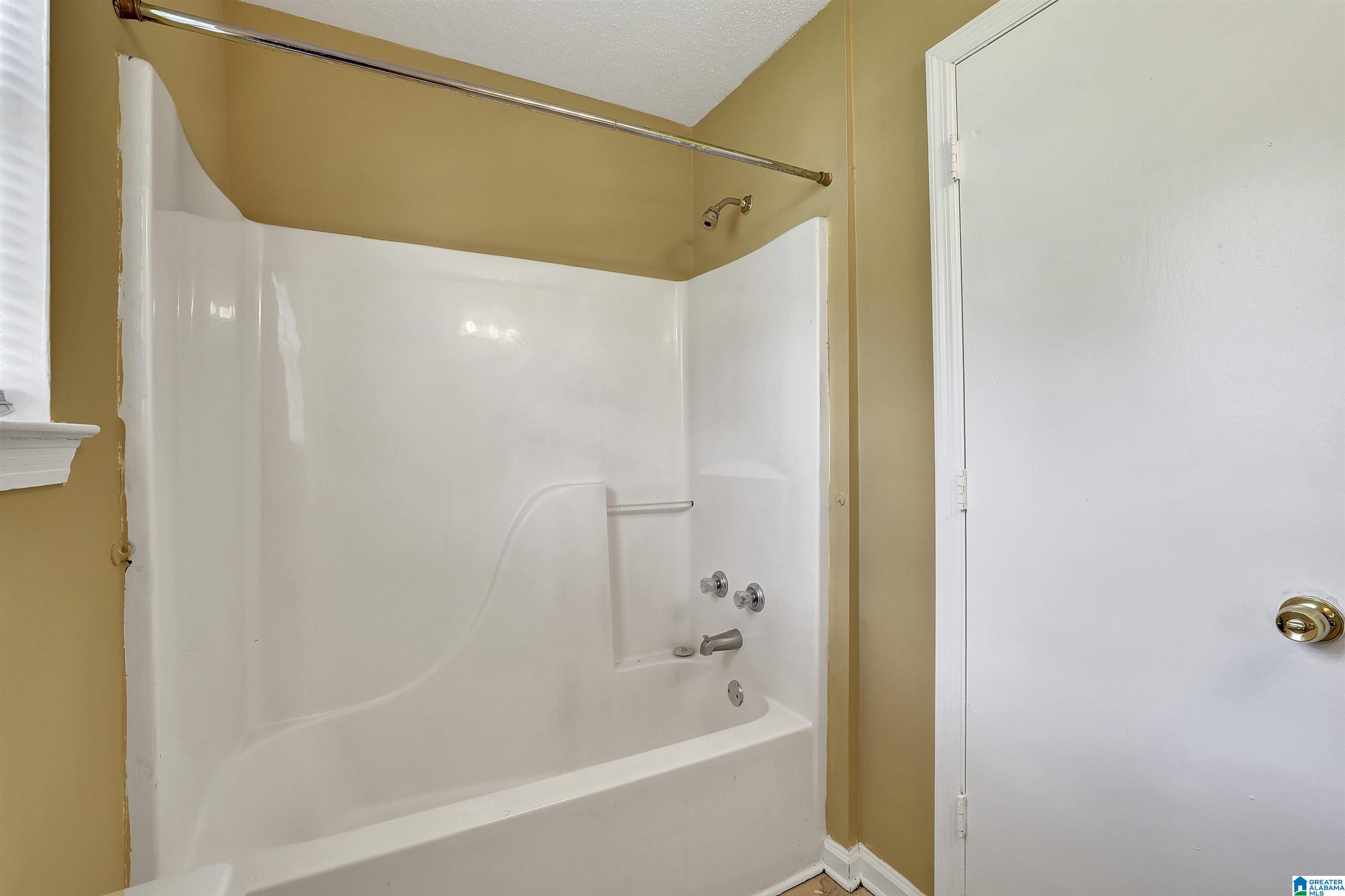 613 Oregon Street Birmingham, AL 35224 - Photo 14 of 30
