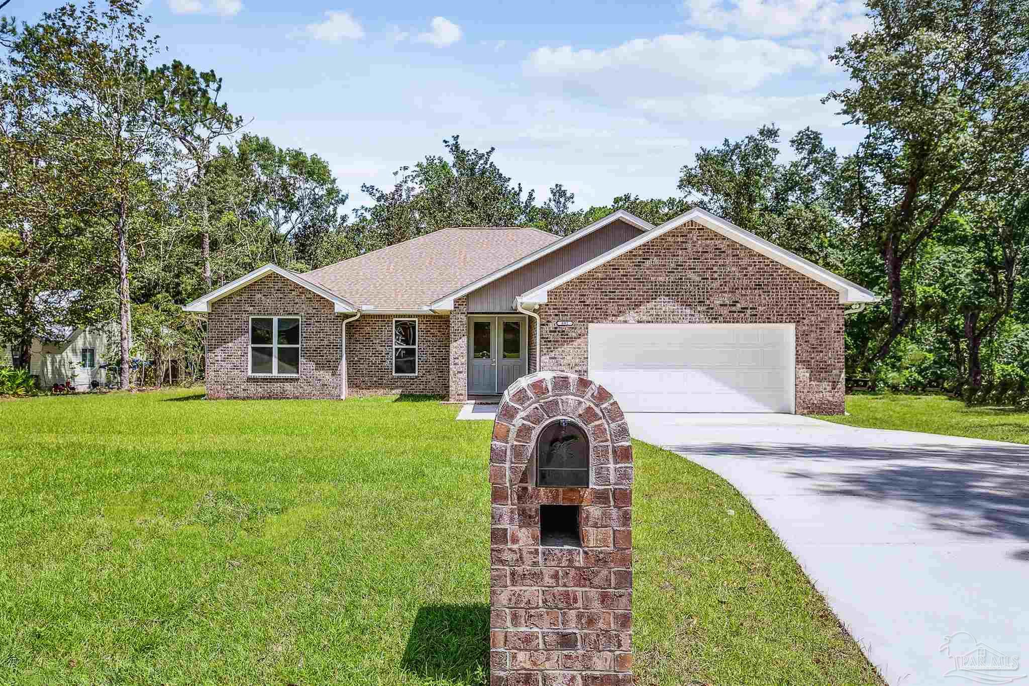 892 Lexington Road Pensacola, FL 32514 - Photo 3 of 30 Gallery Image 3