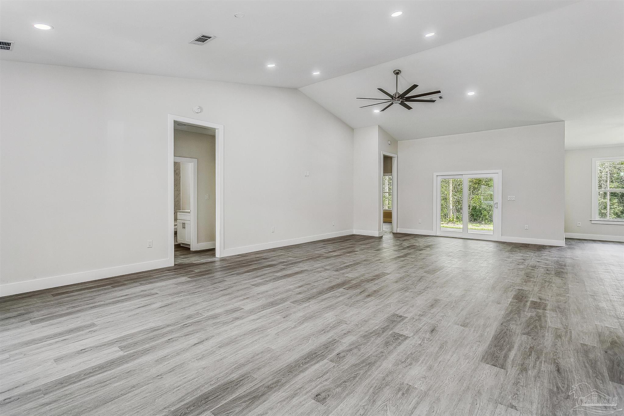 892 Lexington Road Pensacola, FL 32514 - Photo 6 of 30 Gallery Image 6