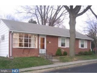 129 Robin Road Media, PA 19063 - Photo 1 of 4
