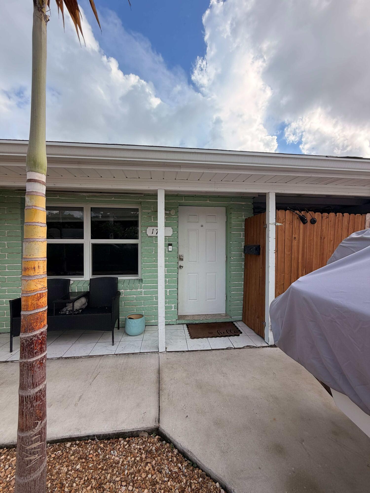 175 East 24th Street Riviera Beach, FL 33404 - Photo 2 of 28 WhatsApp Image 2026-09-17 at 11.33.01