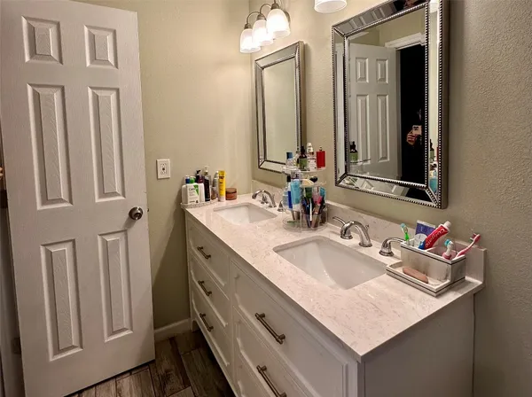 $1,850 | 7810 Kellwood Drive, Houston, TX 77040