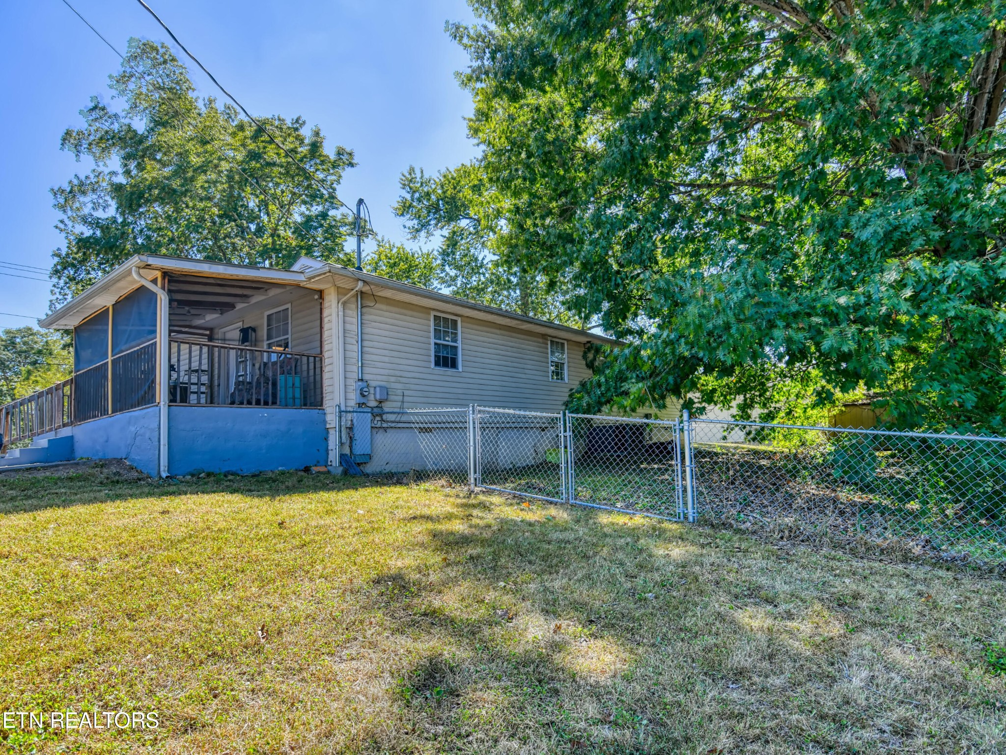 144 Manhattan Avenue Oak Ridge, TN 37830 - Photo 5 of 11