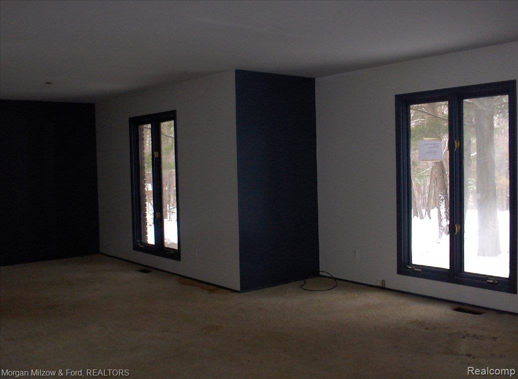 3699 Baldwin 085