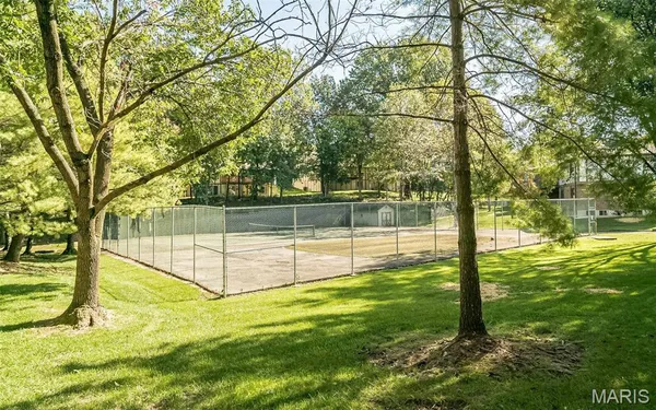 $229,900 | 2316 Seven Pines Drive, Unit 1, St. Louis, MO 63146