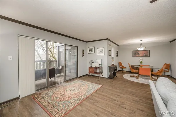$229,900 | 2316 Seven Pines Drive, Unit 1, St. Louis, MO 63146