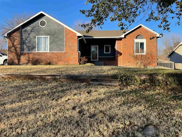 $2,300 | 4434 North Westlake Drive, Bel Aire, KS 67220