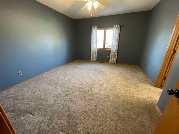 $2,300 | 4434 North Westlake Drive, Bel Aire, KS 67220