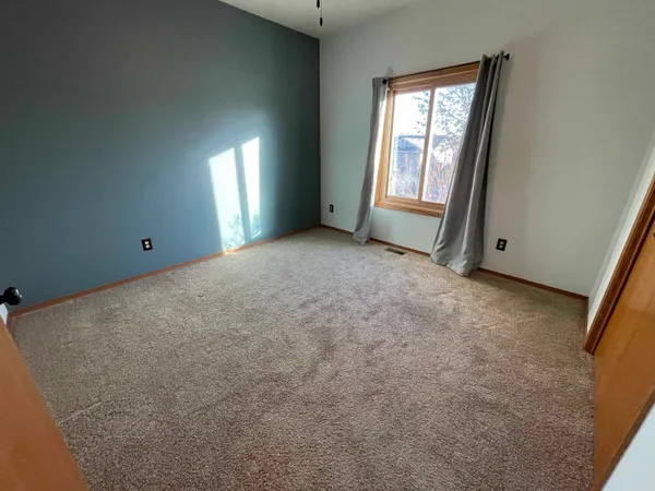 $2,300 | 4434 North Westlake Drive, Bel Aire, KS 67220