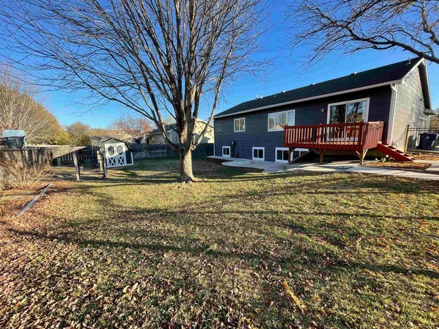 $2,300 | 4434 North Westlake Drive, Bel Aire, KS 67220