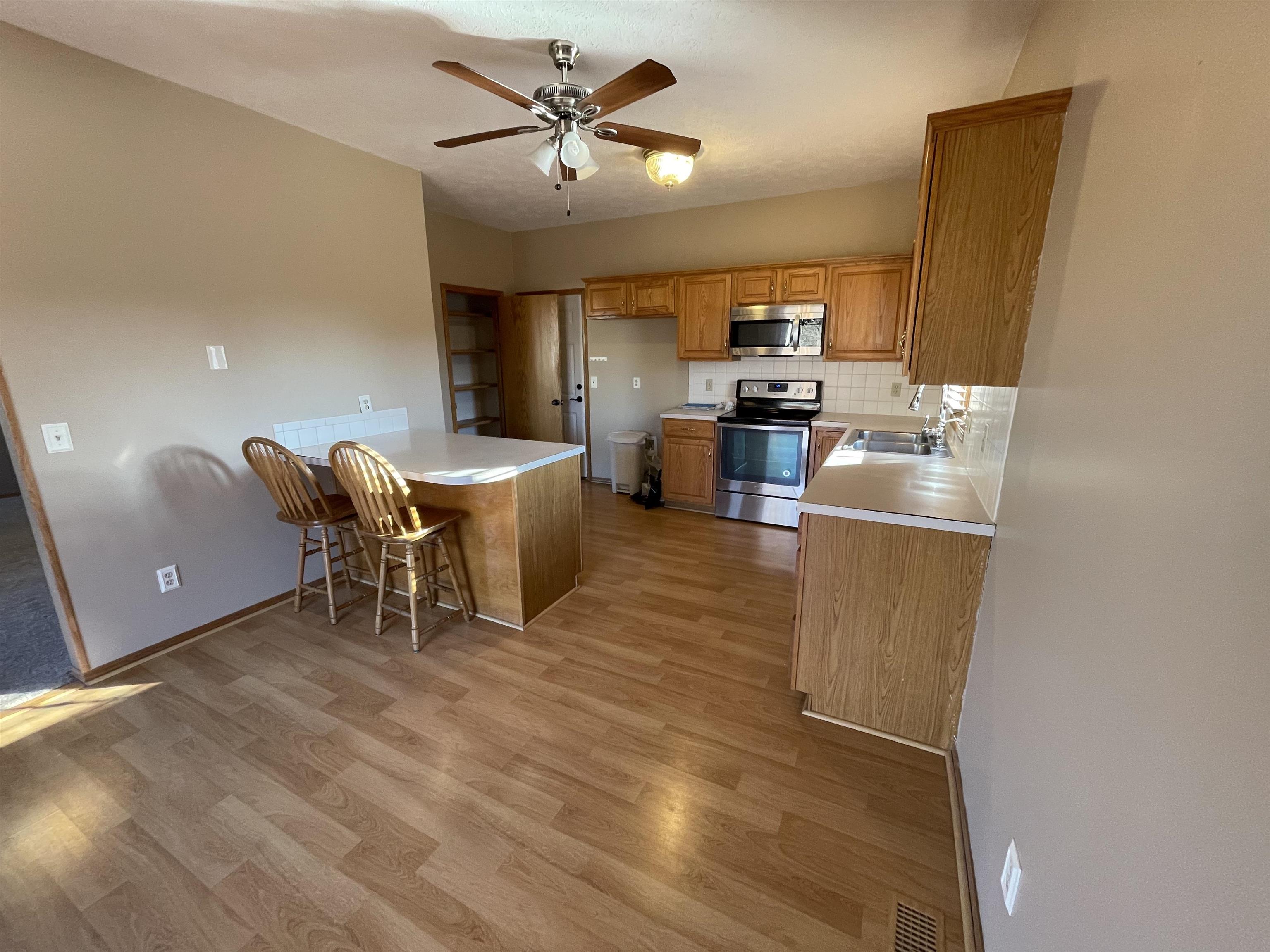 4434 North Westlake Drive Bel Aire, KS 67220 - Photo 7 of 25