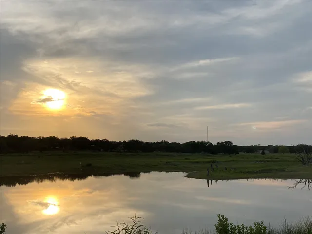 $950,000 | 90 Lakeshore Road, Bertram, TX 78605