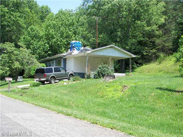96 Valley End Road Ararat, VA 24053 - Photo 1 of 4 Exterior Front.