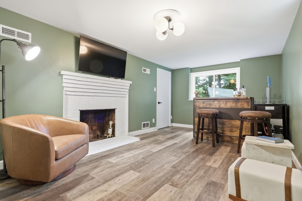 377 Pearl Street Reading, MA 01867 - Photo 11 of 16