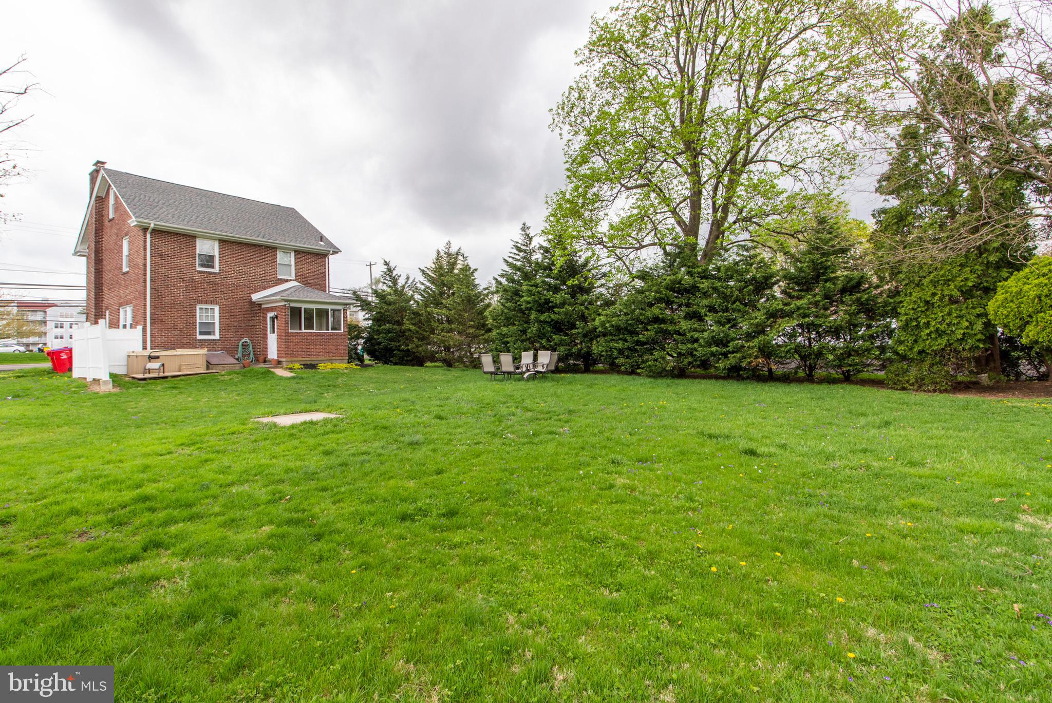 375 East Street Road Warminster, PA 18974 - Photo 4 of 38 Gallery Image 4