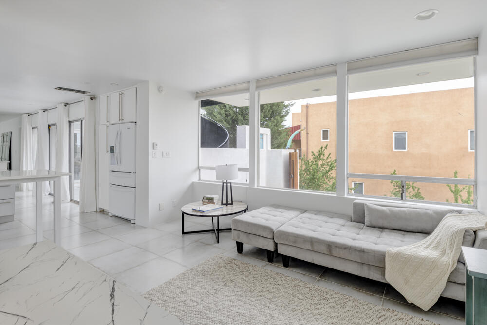 409 Ridge Place Northeast Albuquerque, NM 87106 - Photo 13 of 41 Gallery Image 13