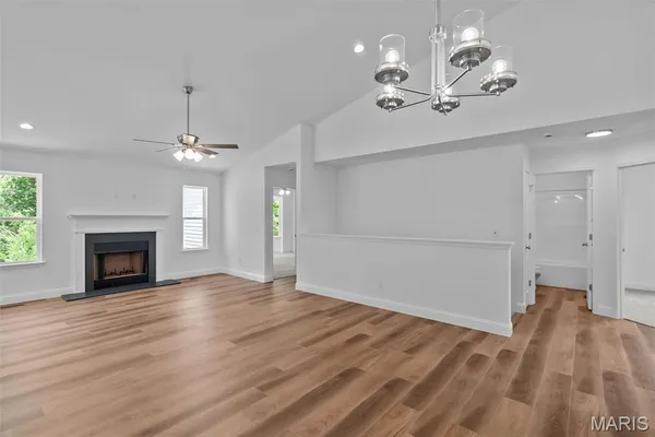 $434,999 | 9551 Easy Street, Hillsboro, MO 63050