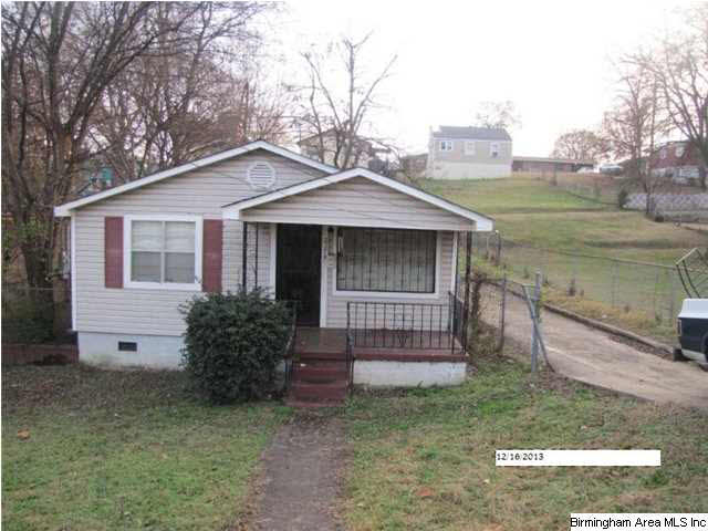 217 62nd Street Fairfield, AL 35064 - Photo 1 of 7