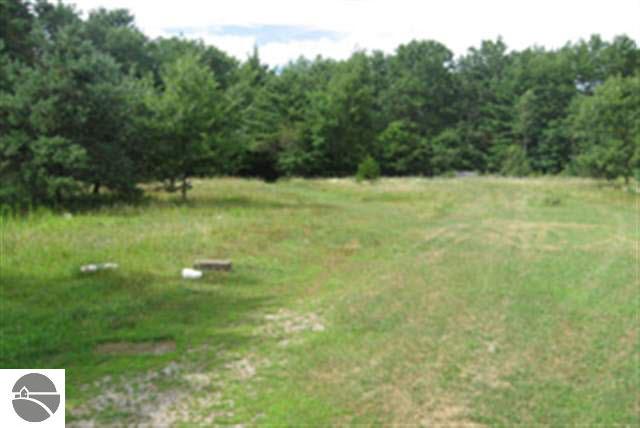 896 Conrad Road Standish, MI 48658 - Photo 2 of 5 1751813-1.JPG