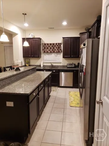 $2,300 | 60 Sunbury Drive, Richmond Hill, GA 31324