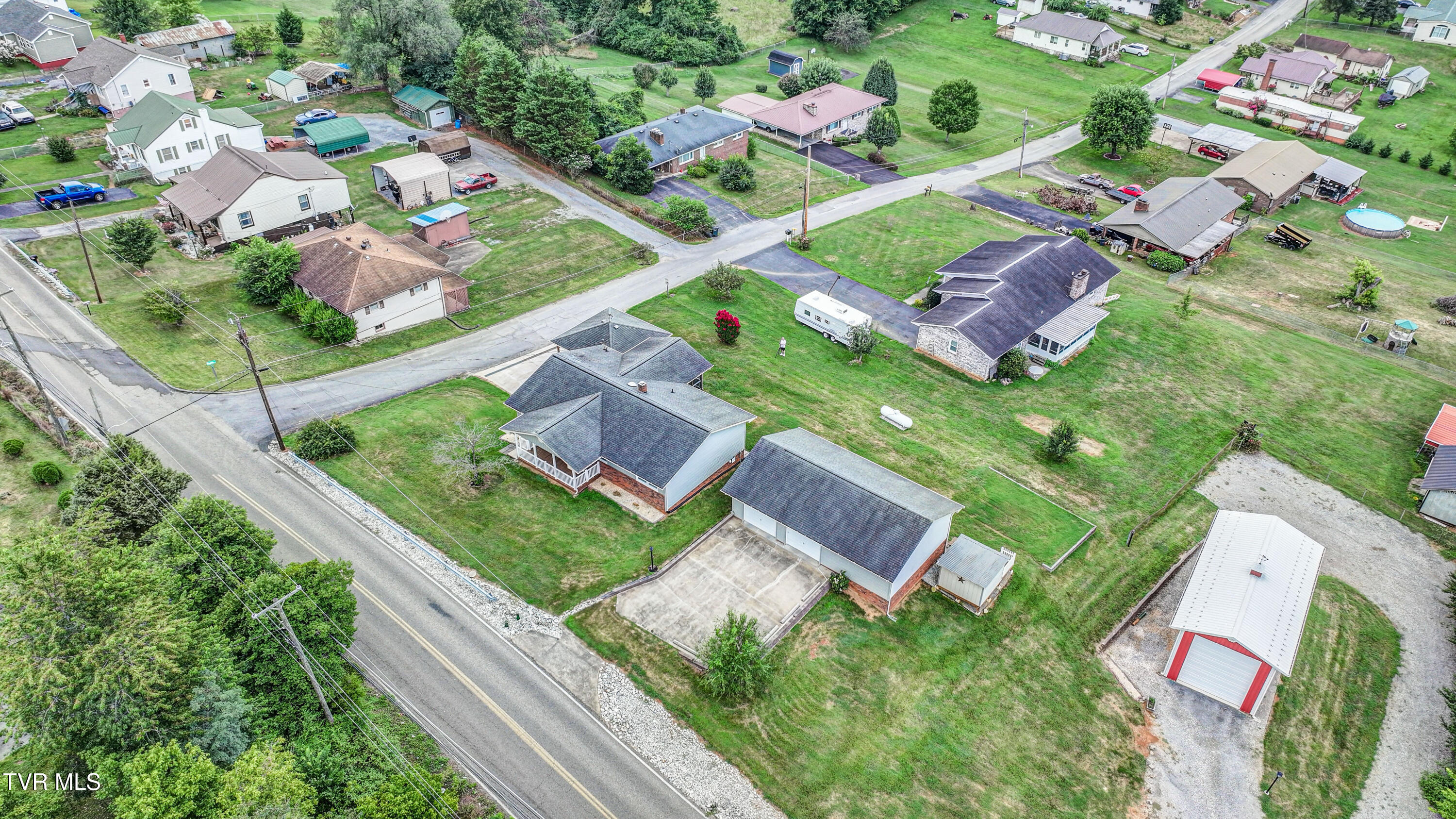 366 East Carters Valley Road Kingsport, TN 37660 - Photo 72 of 87 DJI_20250722122907_0033_D_4_D_5_D_6_D_7_