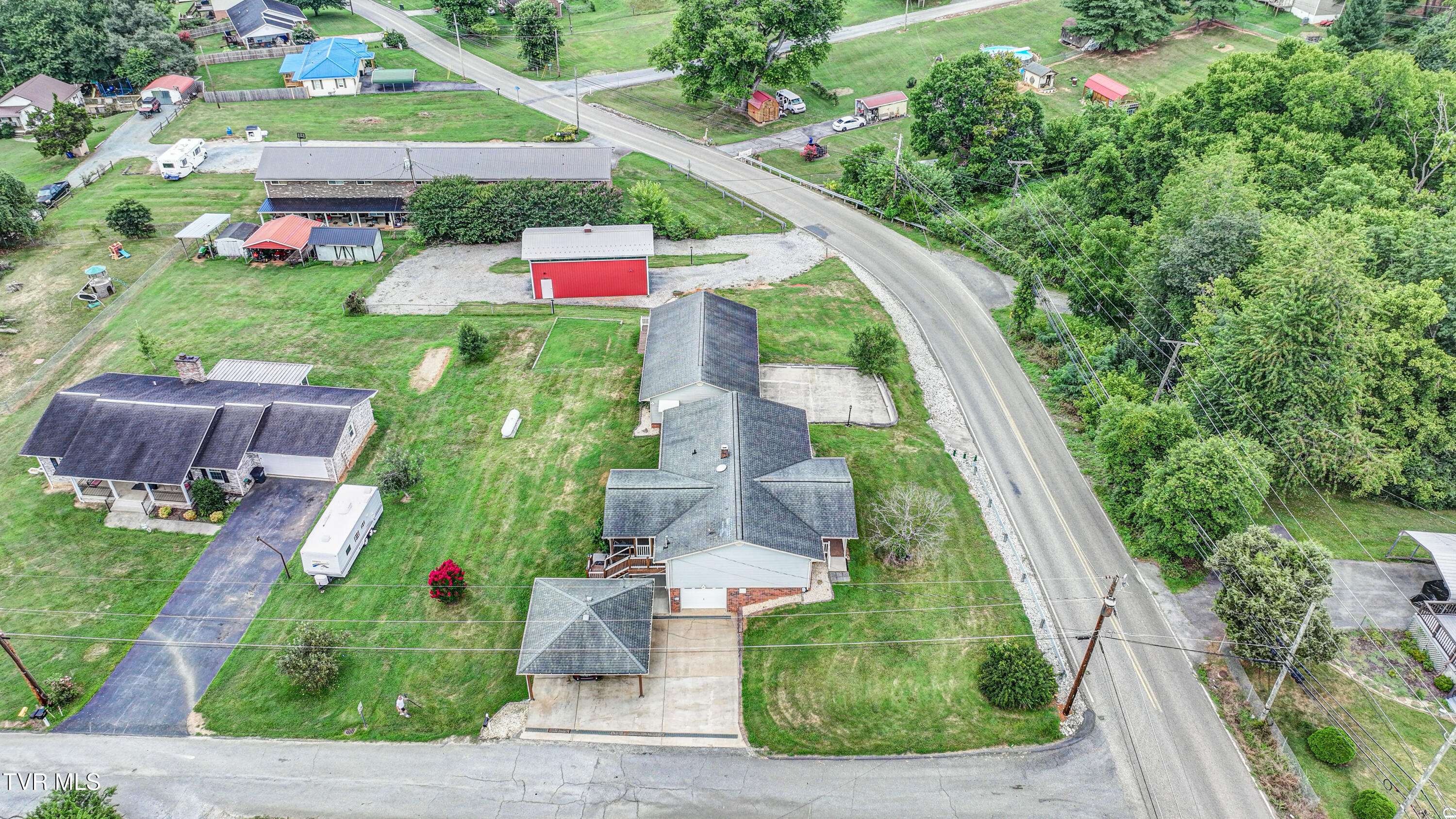 366 East Carters Valley Road Kingsport, TN 37660 - Photo 75 of 87 DJI_20250722122946_0043_D_4_D_5_D_6_D_7_