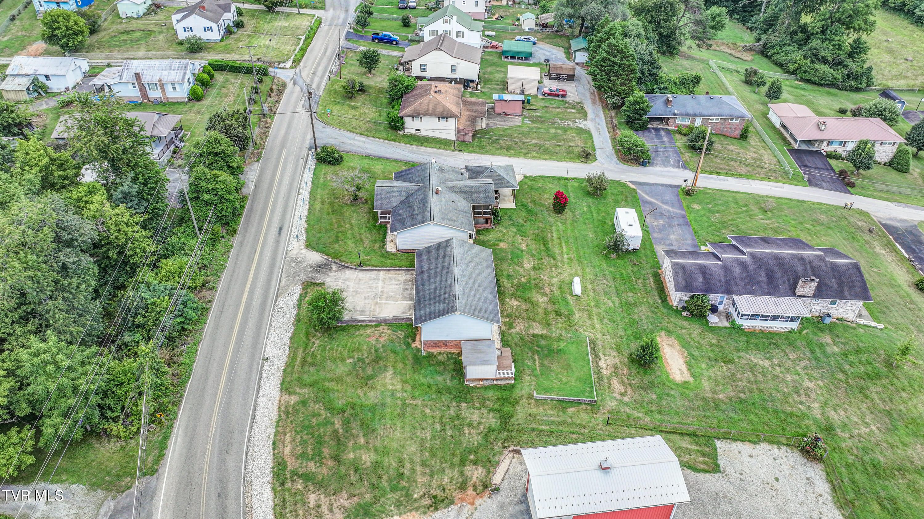 366 East Carters Valley Road Kingsport, TN 37660 - Photo 80 of 87 DJI_20250722123036_0063_DAnd4more