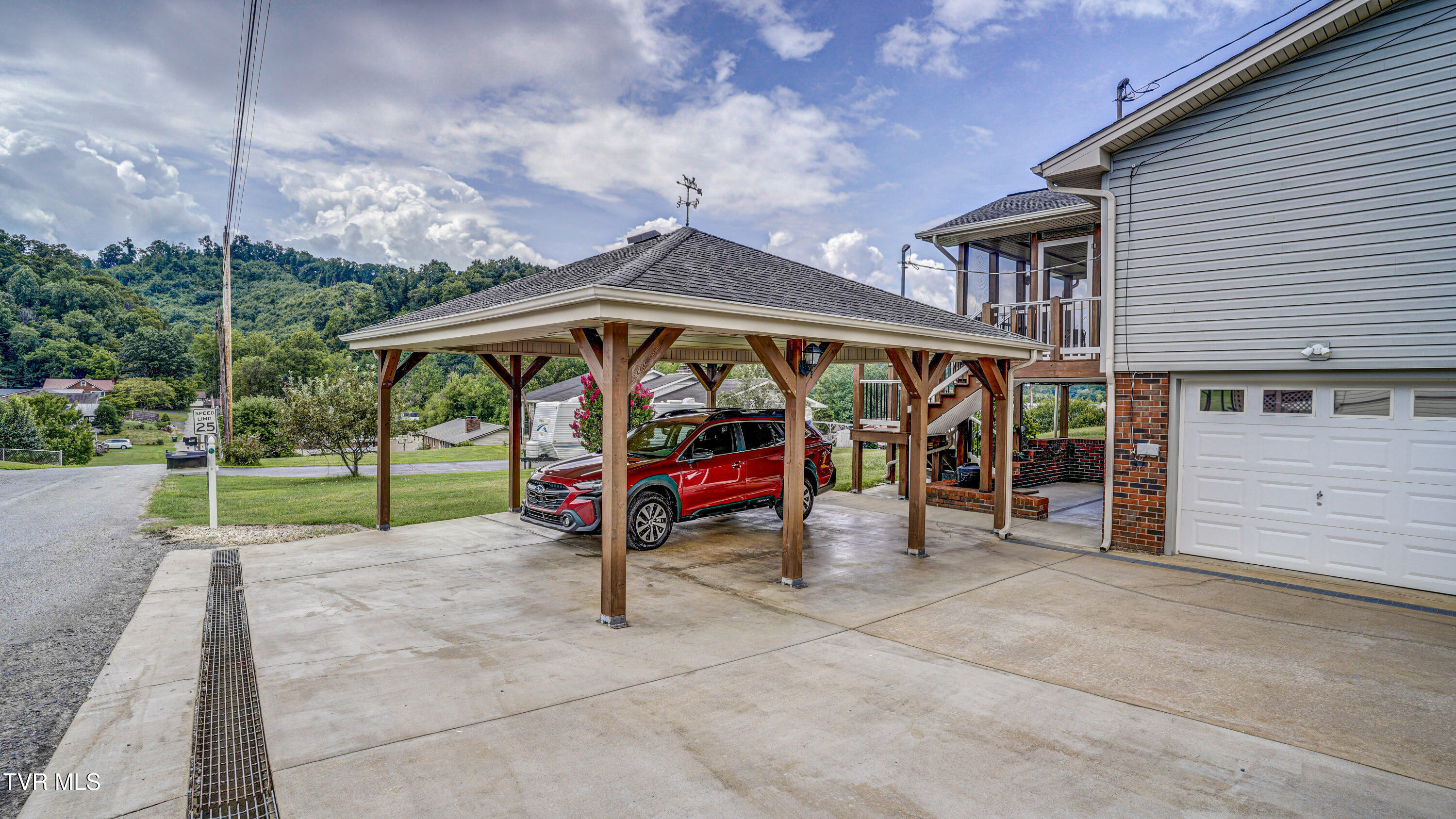 366 East Carters Valley Road Kingsport, TN 37660 - Photo 8 of 87 _DSC4788_89_90_91_92